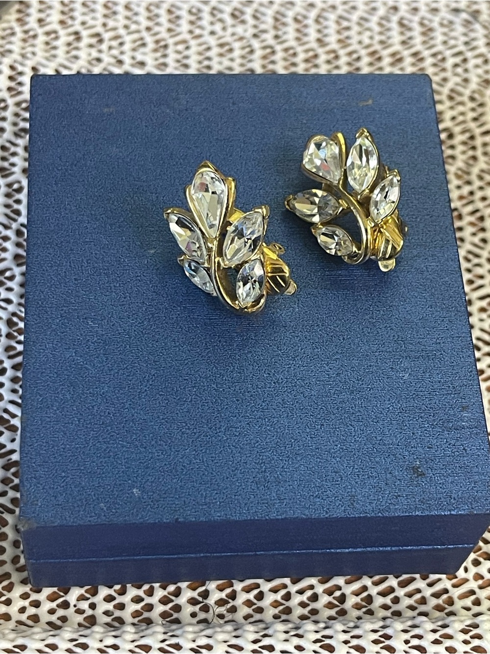 Vintage Trifari crystal clip on Earrings, stamped